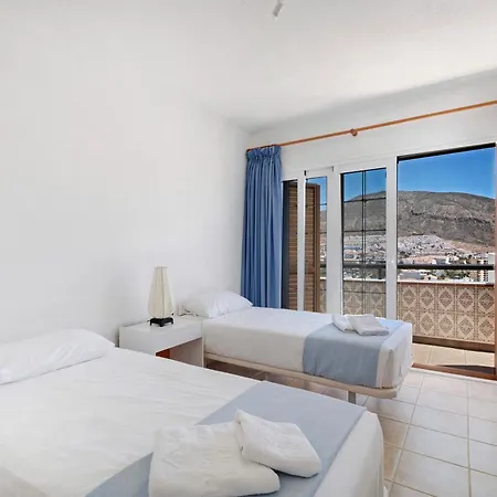 Apto La Colina Cristianos Apartament