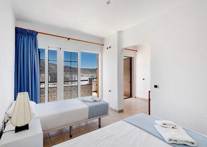 Apto La Colina Cristianos *